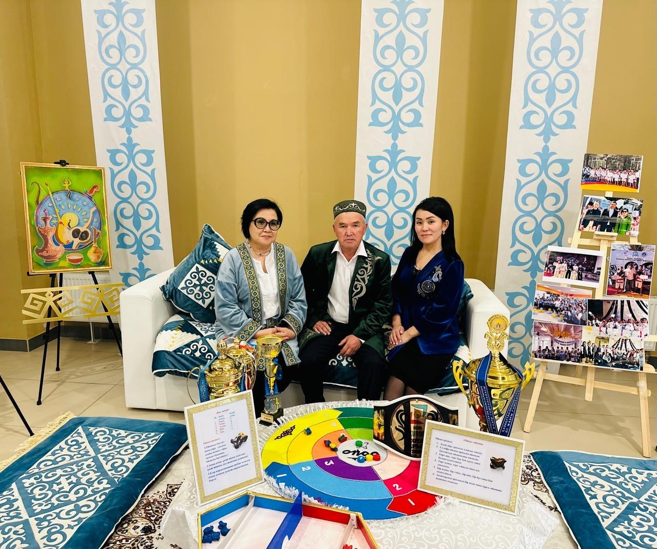 Ұлттық құндылықтар-тәрбиенің түп қазығы